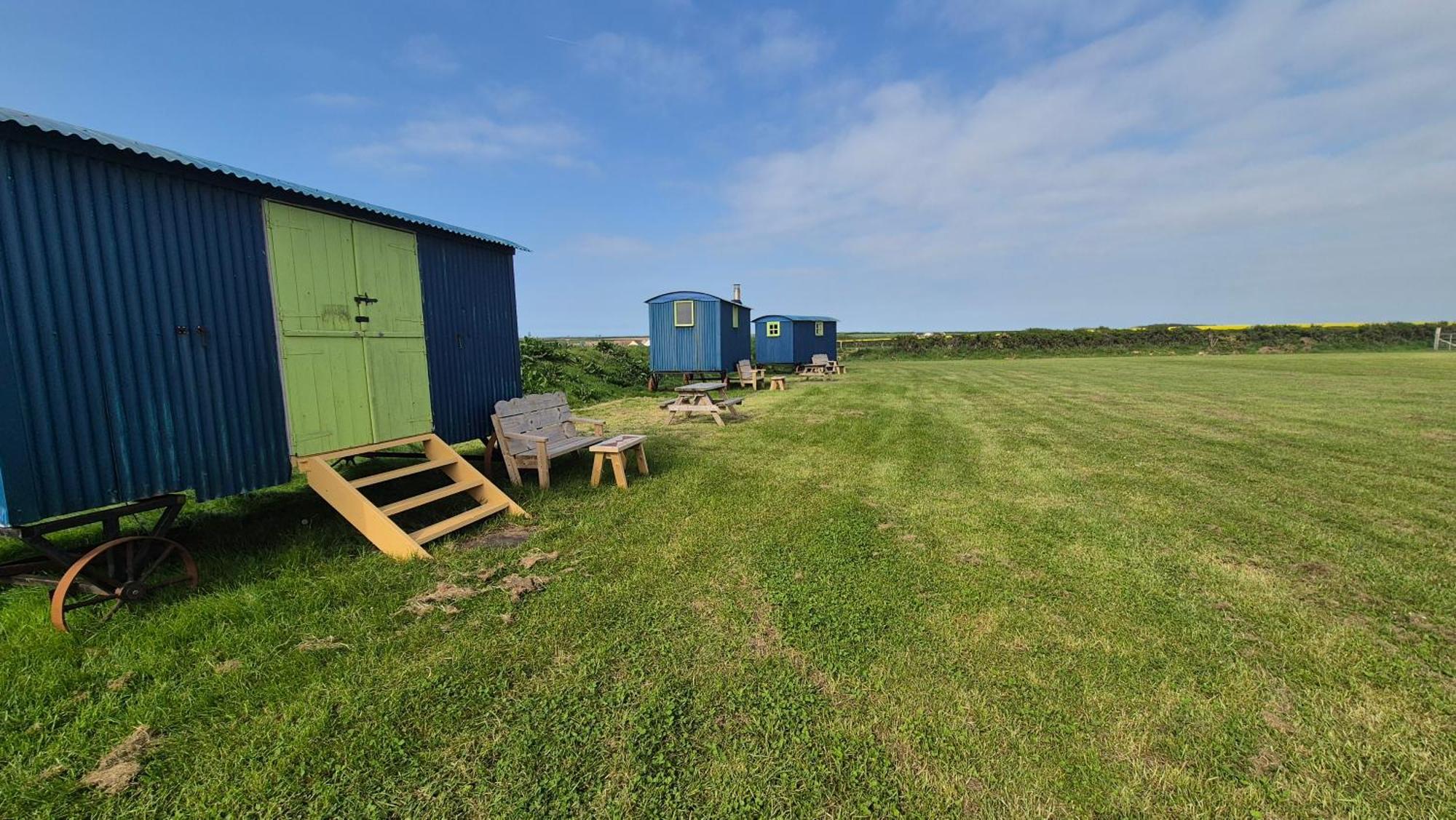 Coast Path Camping Saint Ishmaels  Eksteriør bilde